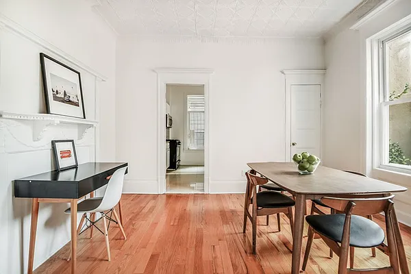 Rented by Compass | media 32