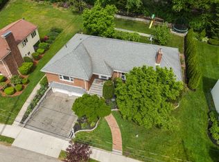 491 Clinton Rd, Chestnut Hill, MA 02467