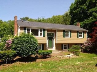 15 Adams St, Foxboro, MA 02035