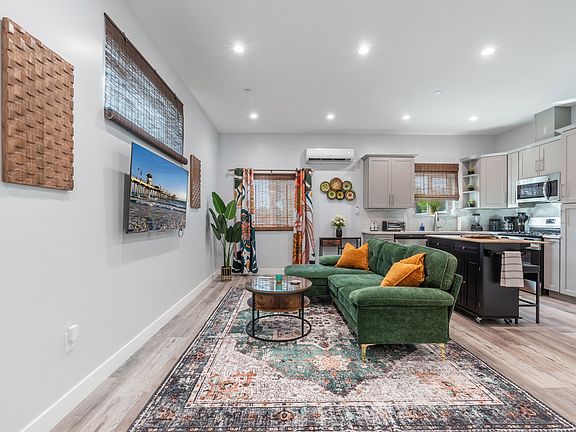 2nd image of 10118 Arleta Ave #10120