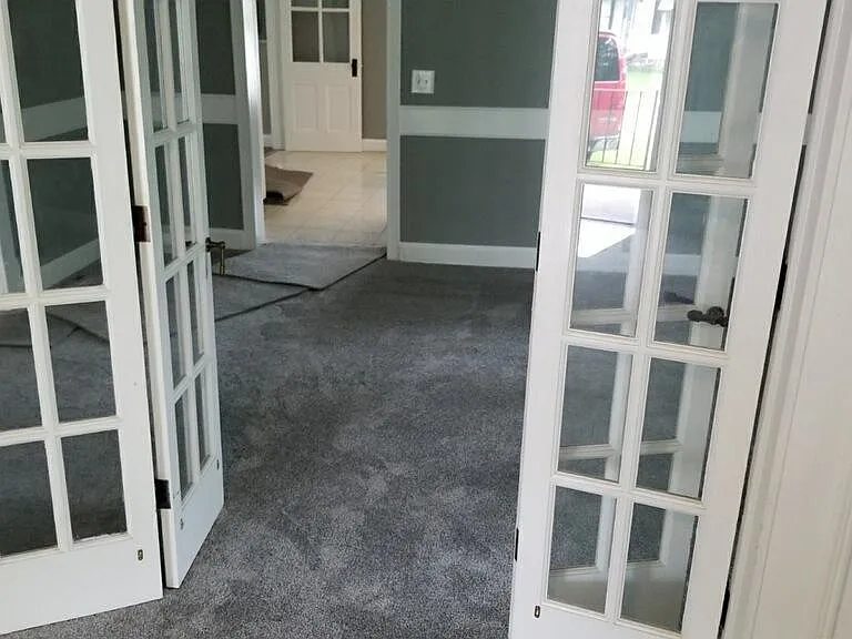 1221 Norton Ave — Photo 3