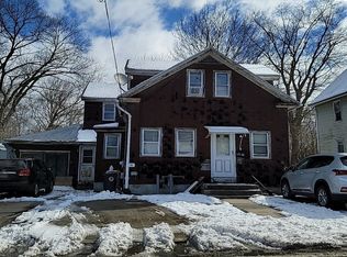 91 Walnut St, Agawam, MA 01001