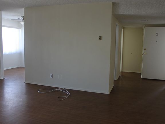 2nd image of 235 W Queen St APT 2