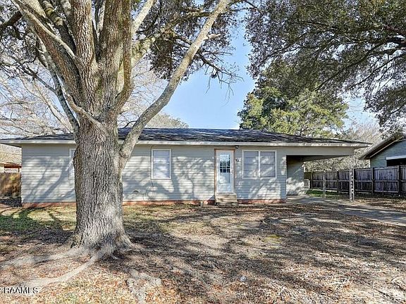 2nd image of 241 Willis Dr