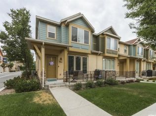 944 W Willow Green Way, Farmington, UT 84025