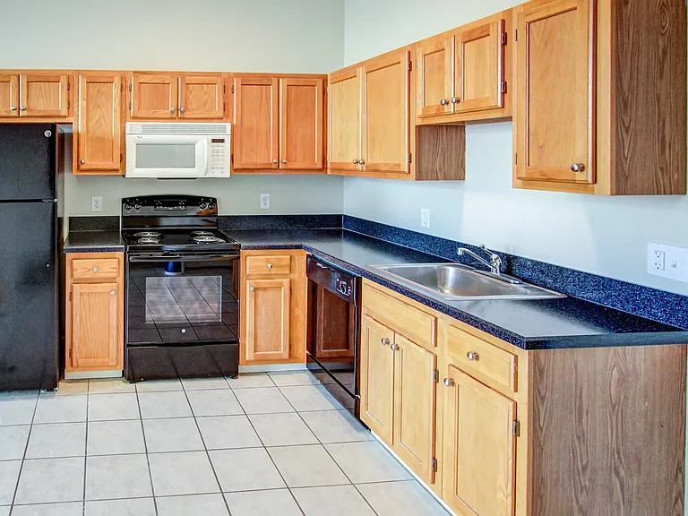 Clinton Square Suites — Photo 12