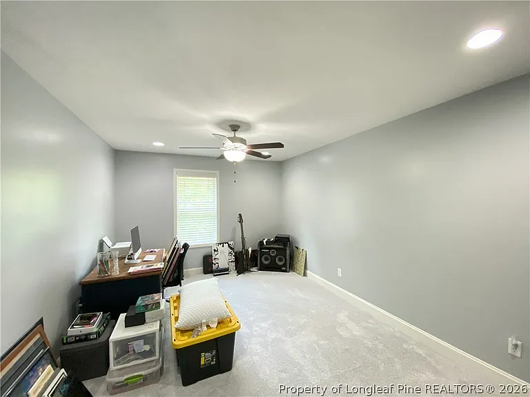 351 Maplewood Dr — Photo 5