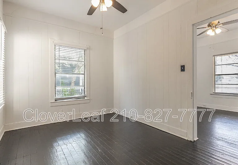 323 Barrera St — Photo 20