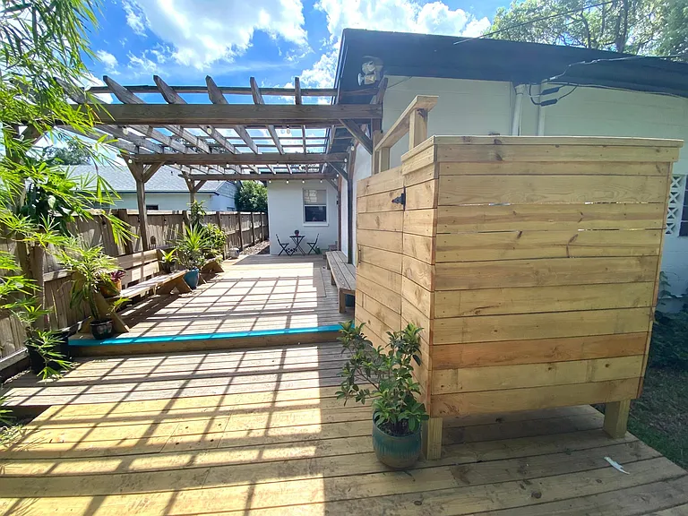 37 W Preston St — Photo 15