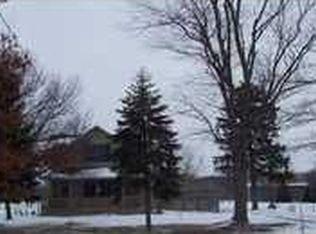 3375 Lake Rd, Edgerton, OH 43517