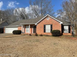 329 Arlington Cir, Ridgeland, MS 39157