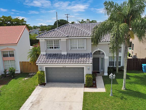 5th image of 3678 Newport Avenue