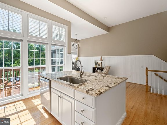 5th image of 6255 Cozy Glen Ct