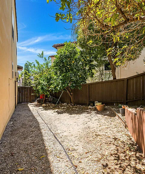 10645 Chiquita St — Photo 34