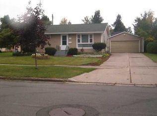 170 Darwin Dr, Depew, NY 14043