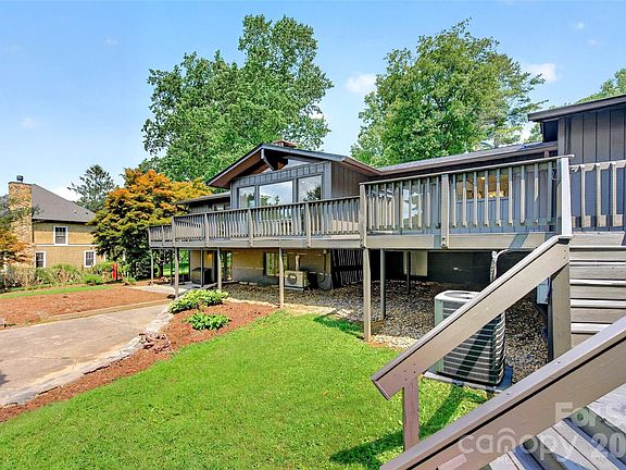 4th image of 208 Dogwood Ln