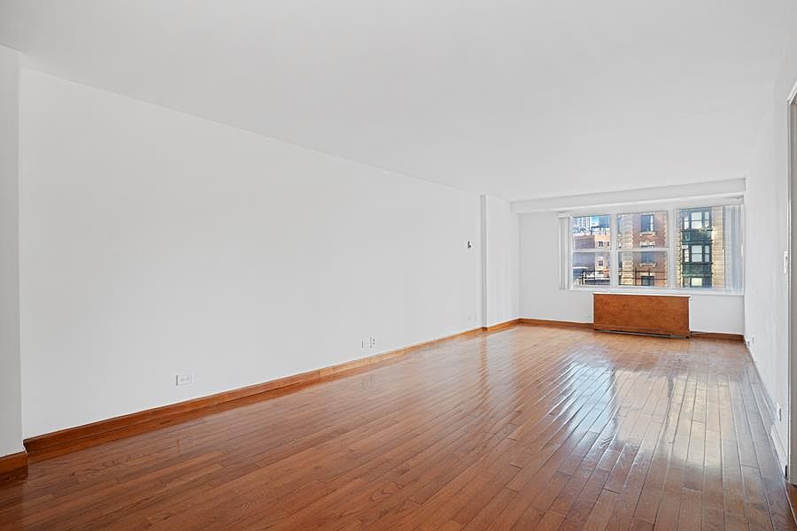 1st image of 155 W 68th St APT 827