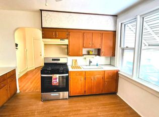 7330 Palmetto St, Philadelphia, PA 19111
