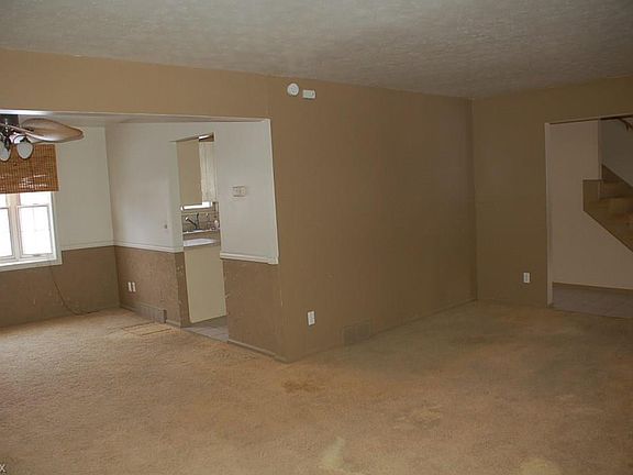 5th image of 14897 Sherwood Dr