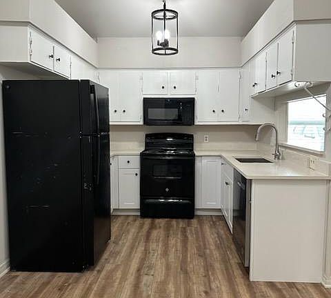 5th image of 5409 Purple Sage Dr #B