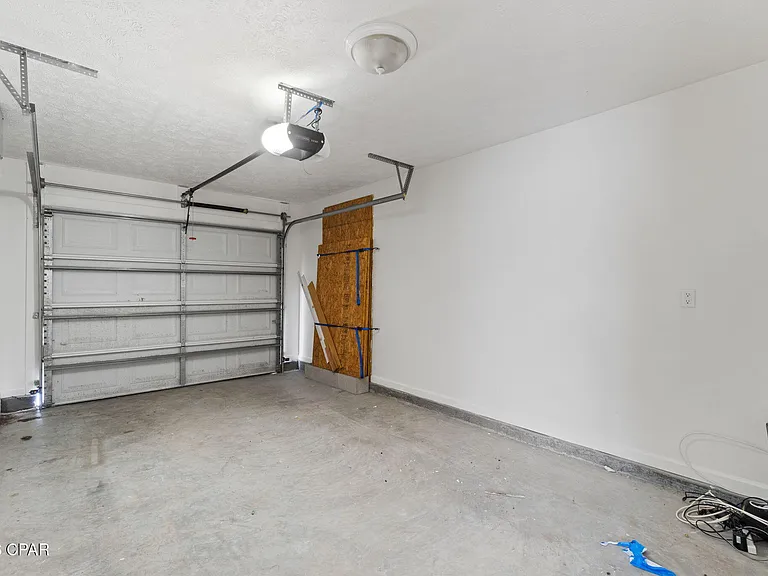 11707 Lighthouse Ln — Photo 9