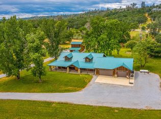 10924 Beaver Rd, Oak Run, CA 96069