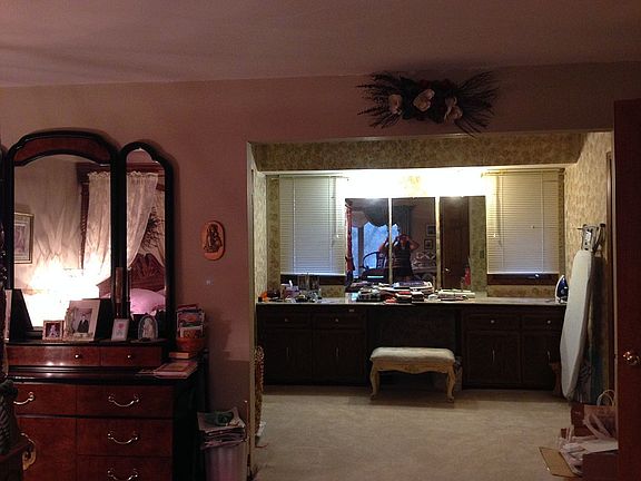 Master BR Dressing Area