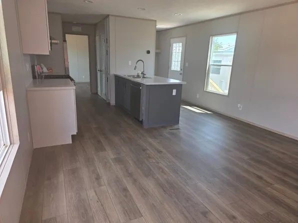 1400 E Roosevelt Ave Trailer 101, Grants, NM 87020