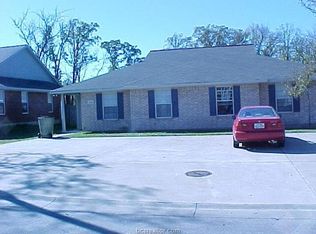 2105 Hidden Hollow Cir #A, Bryan, TX 77807