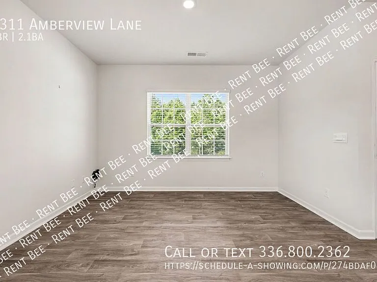 1311 Amberview Ln — Photo 8