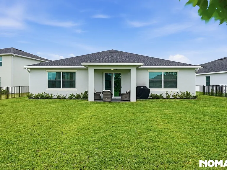 12220 SW Roma Cir — Photo 34