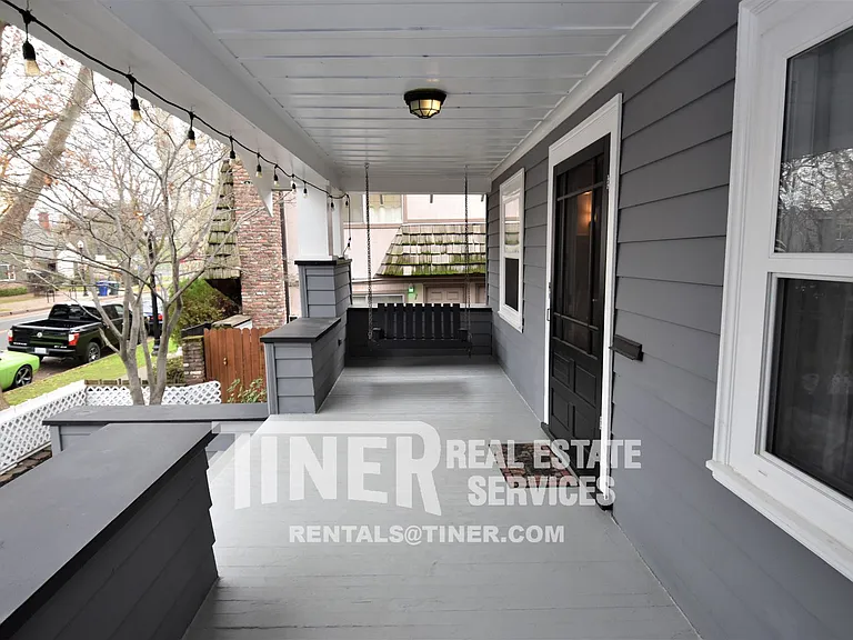 2804 F St — Photo 7