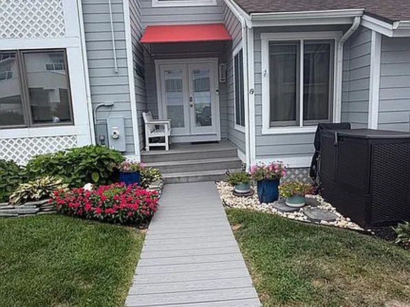 309 Seabay Ln #19, Ocean City, MD 21842