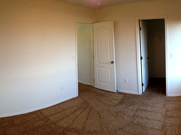 Bedroom 2 (2)