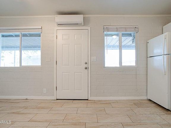 3rd image of 216 E Jones Ave #9