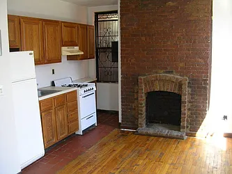 Rented by Chartwell Manhattan Realty