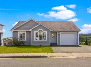 7 Damien Street, Paradise, NL A1L0J8