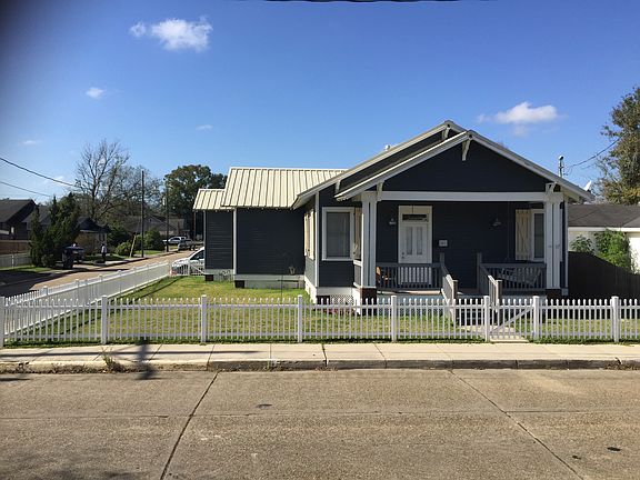 3rd image of 201 Williams Ave
