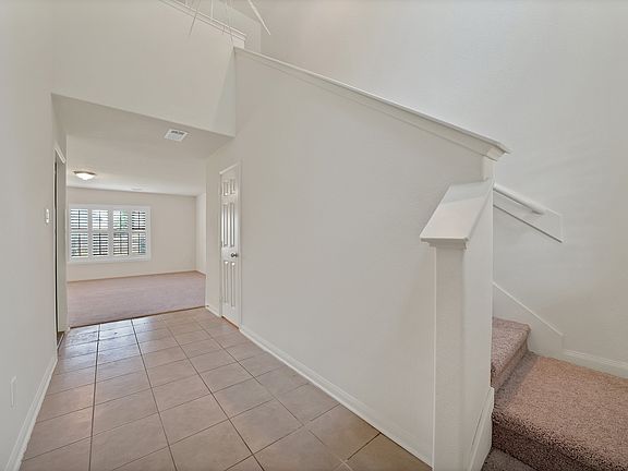 5th image of 617 Misty Mountain Dr