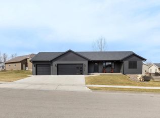 1508 Pioneer Dr, Holmen, WI 54636