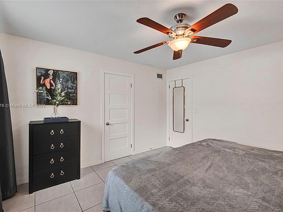 5th image of 1704 Rodman St #3