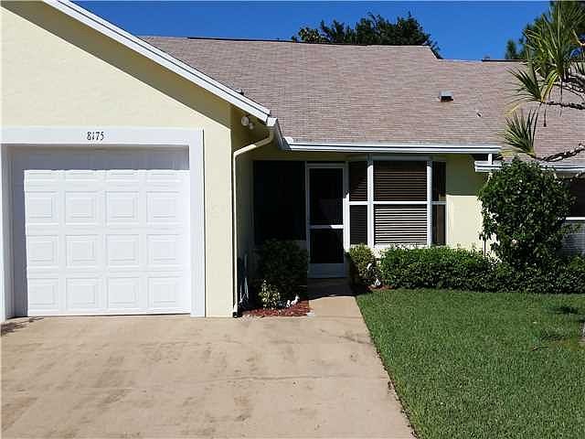 1st image of 8175 SE Fox Hill Pl
