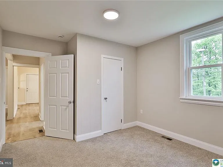 1861 E Emmaus Ave — Photo 20