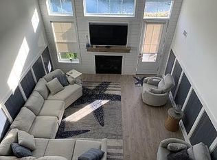 123 Grace Hall Ln, Yaphank, NY 11980