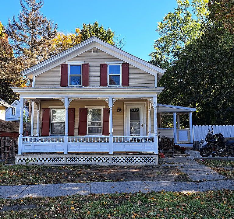 1st image of 31 Sanford St