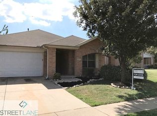 5817 World Champion Ct, Fort Worth, TX 76179
