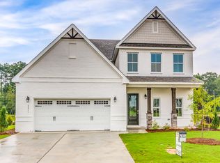 2051 Hidden Lakes Dr, Opelika, AL 36801