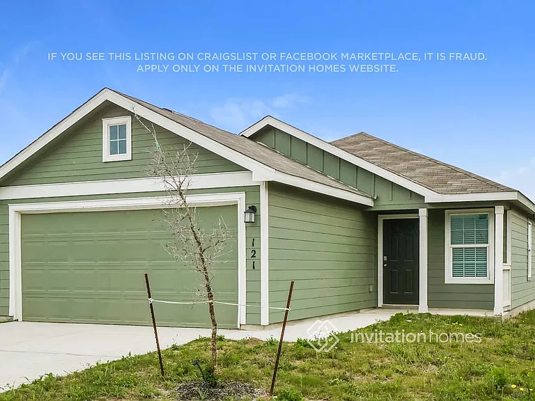 121 Parish Ln — Photo 2