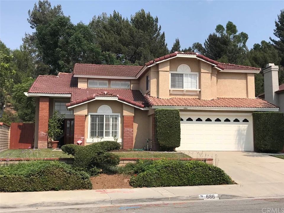 1st image of 686 Bowcreek Dr