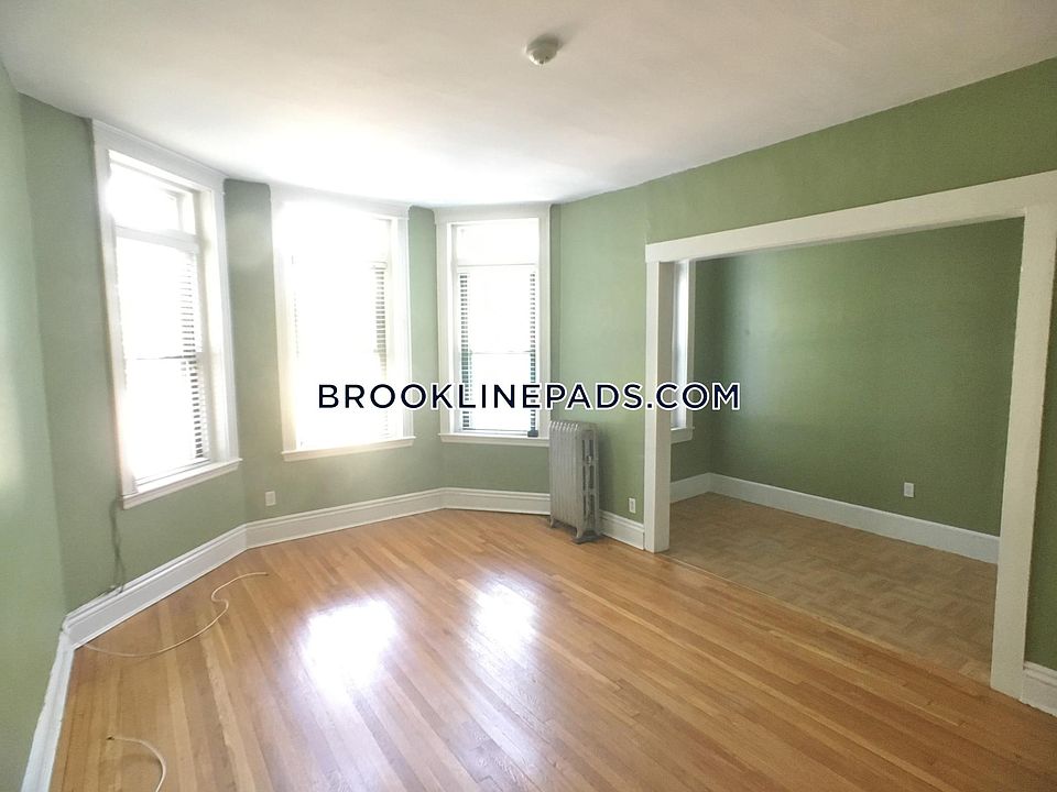 2nd image of 378 Riverway Brookline Ma #2